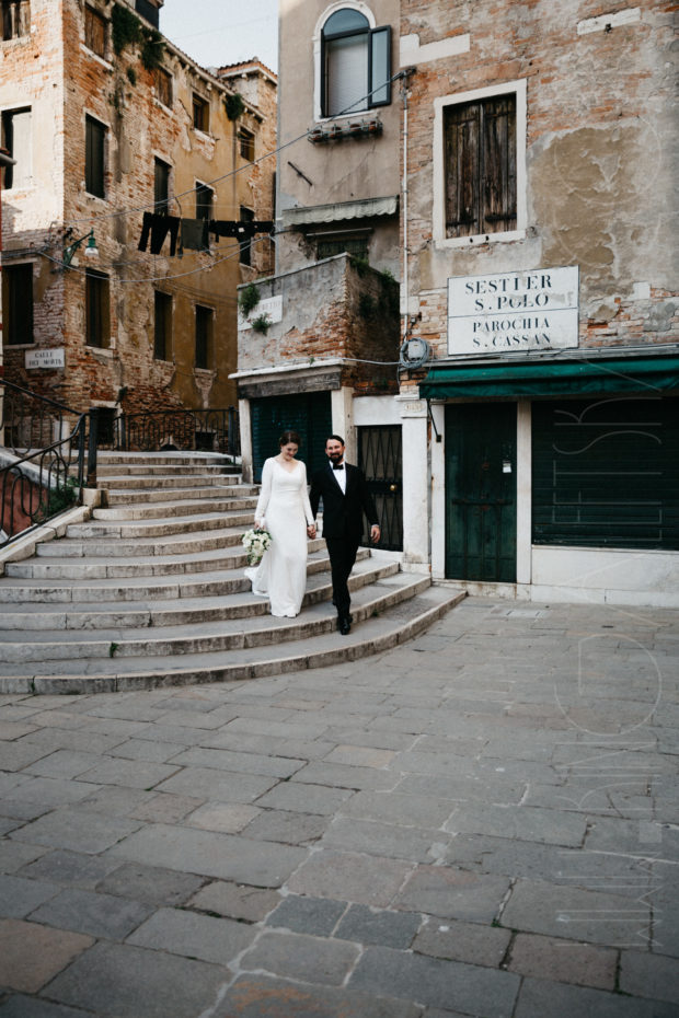 Venice wedding photographer - wedding photographer in Venice Italy - Palazzo Cavalli Venice wedding - Bauer hotel Venice-0857