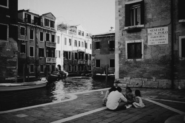 Venice family photographer - Kinga Leftska - vacation photographer Italy-1111