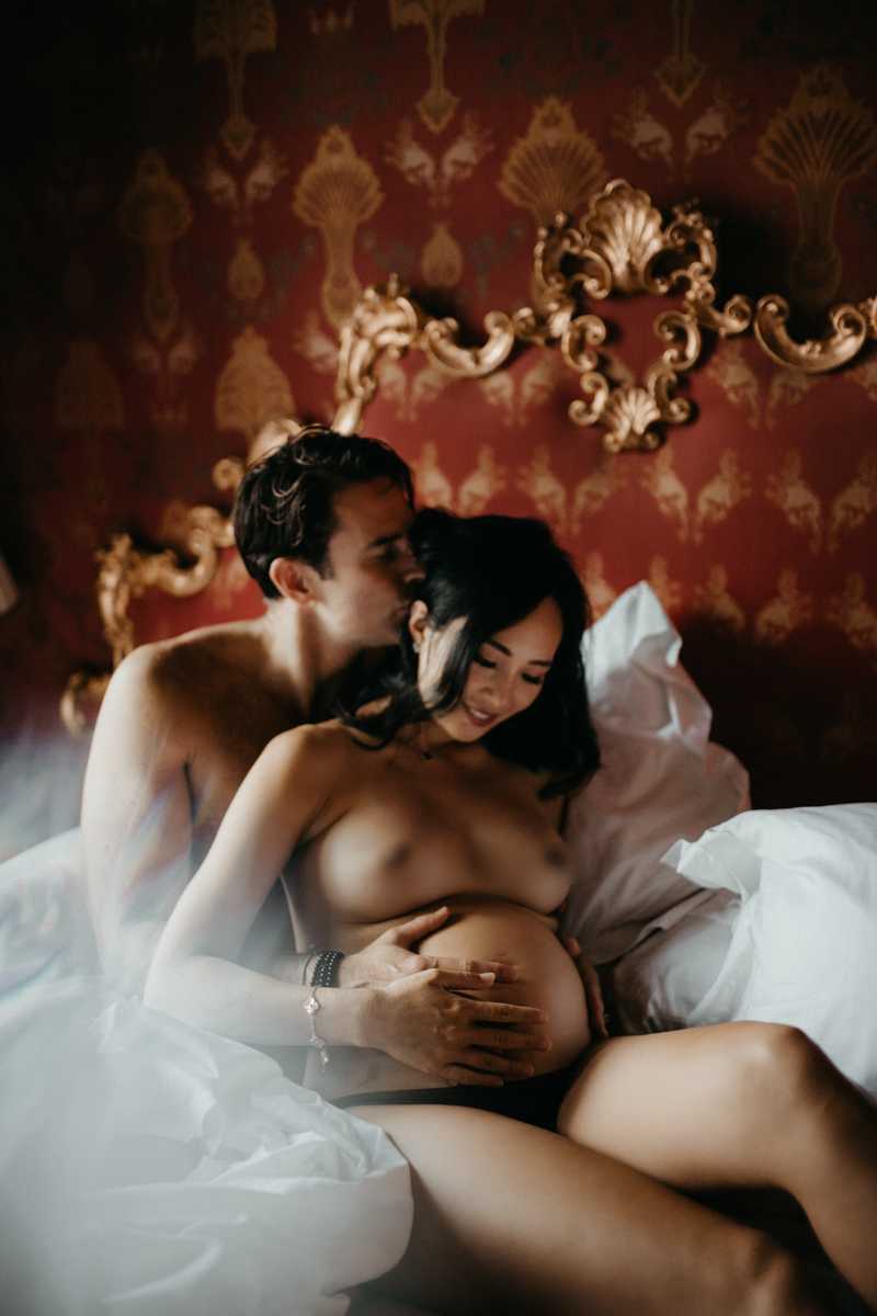 PREGNANCY PHOTOSHOOT IN VENICE luxury hotel palazzo bauer